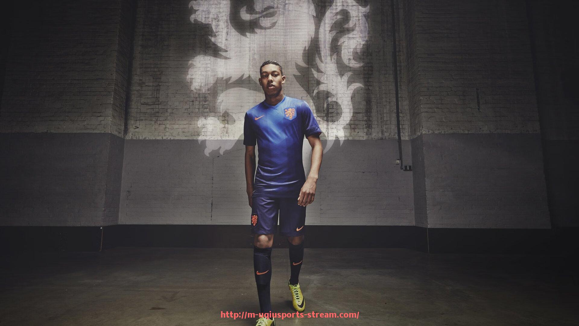 U球体育直播-世俱杯比赛红黄牌统计及纪律管理效果探讨